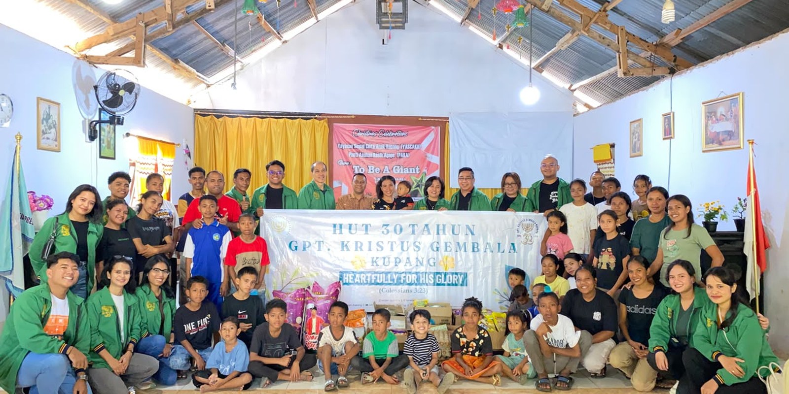 Bakti sosial di panti asuhan "Kasih Agape"